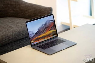 MacBook Air 全球最薄笔记本震撼登场